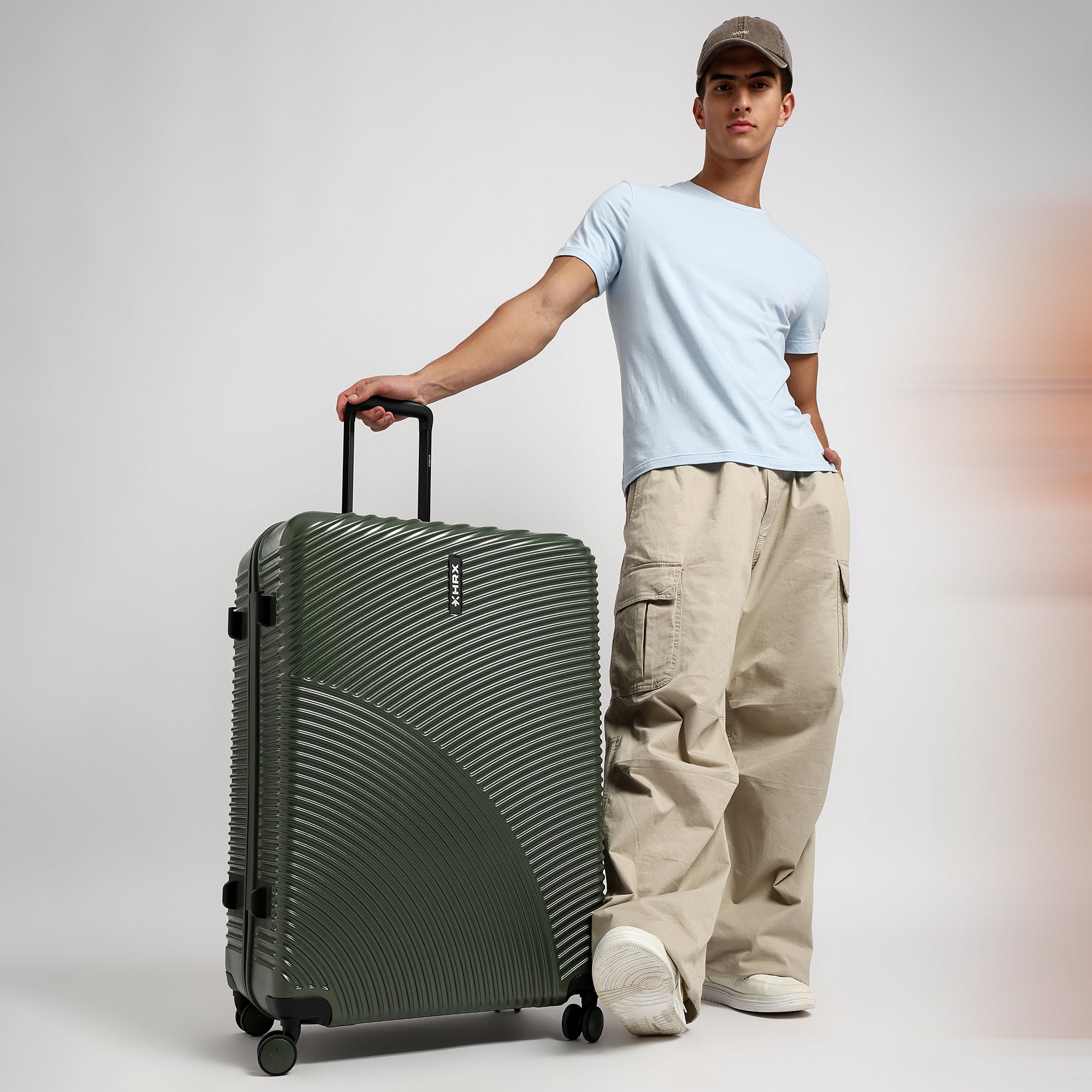 HRX by Hrithik Roshan Large Check-in Suitcase (75 cm) 8 Wheels - Glide