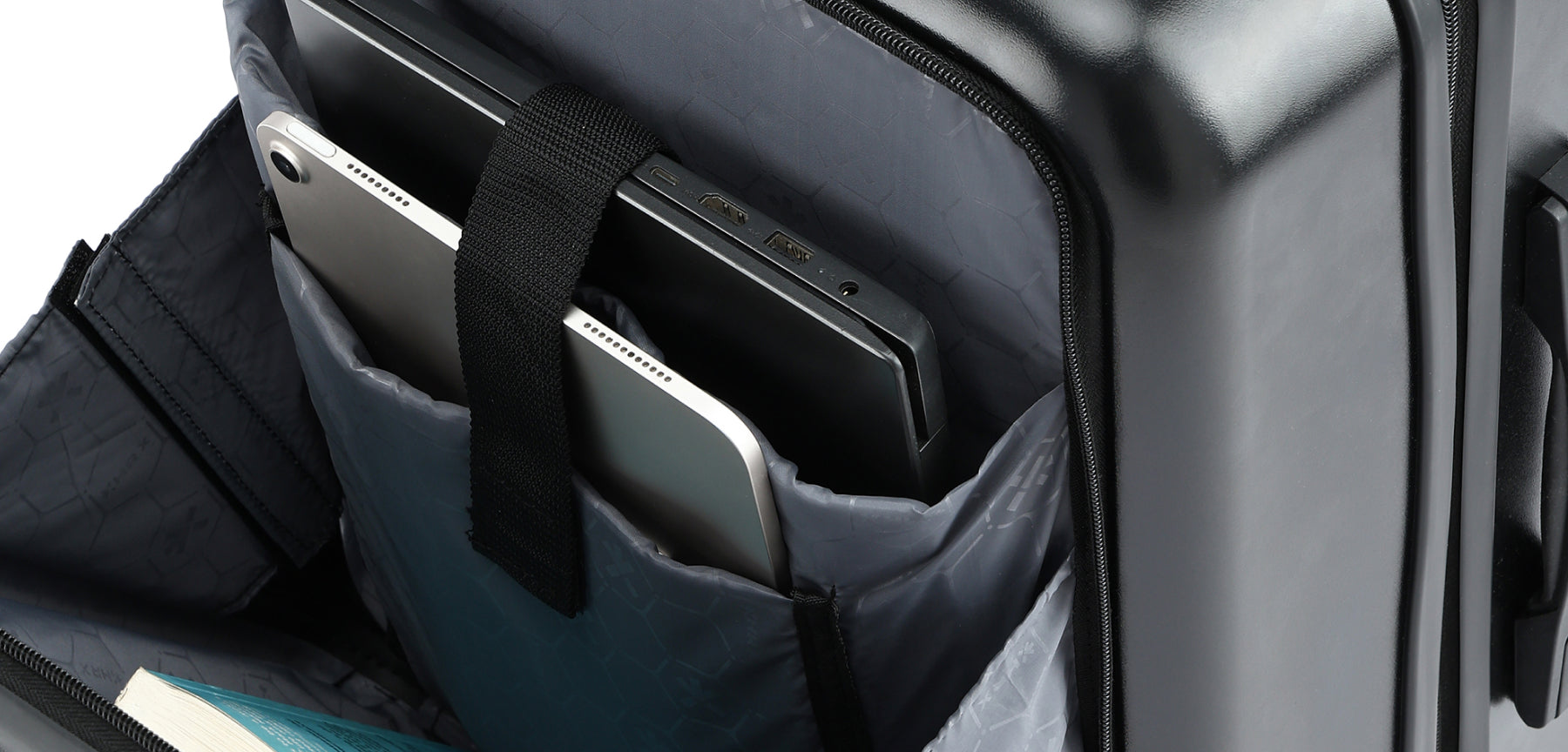 HRX by Hrithik Roshan Laptop Cabin Small Suitcase 8 Wheels - Urban Traveller