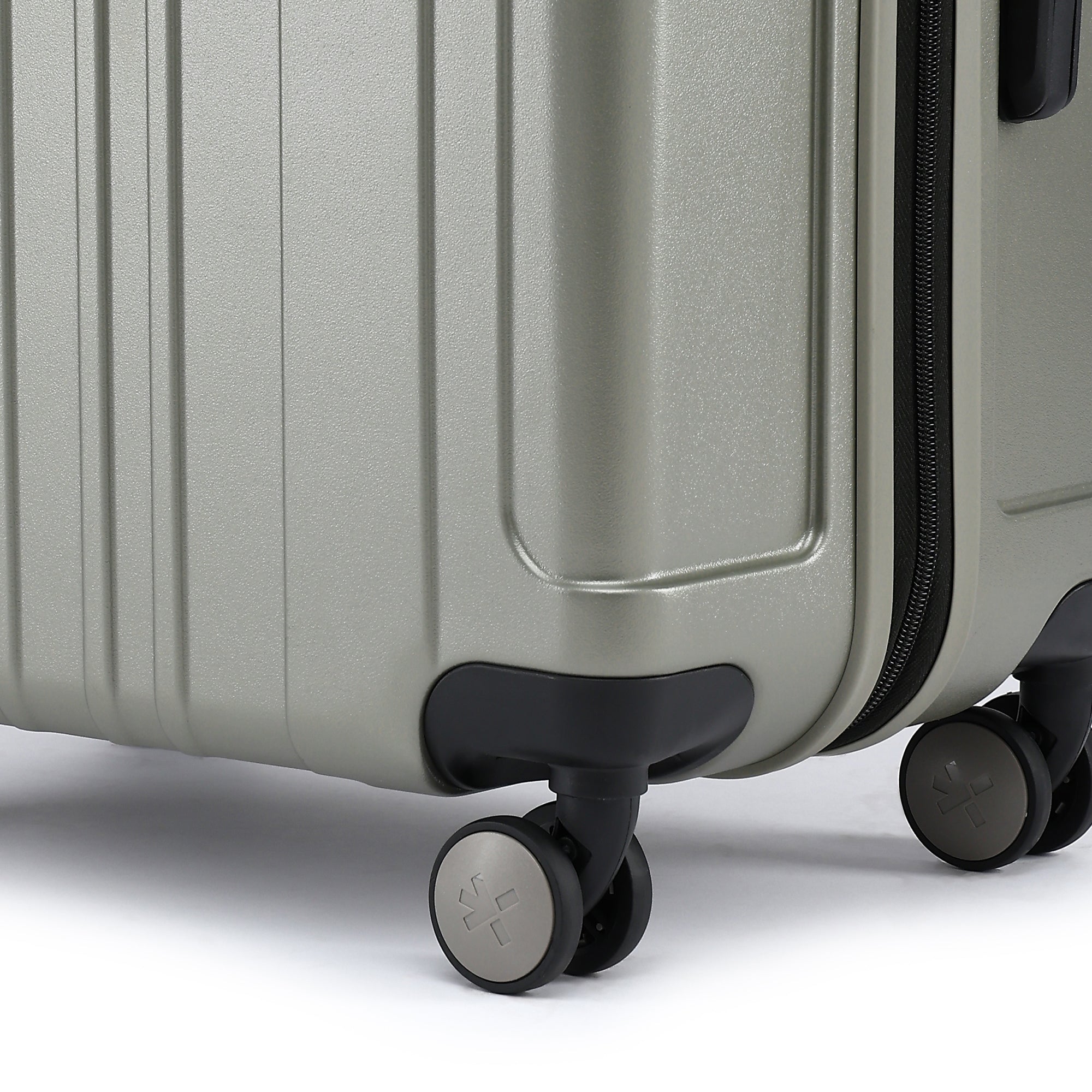 HRX by Hrithik Roshan Medium Check-in Suitcase (65 cm) 8 Wheels - Force