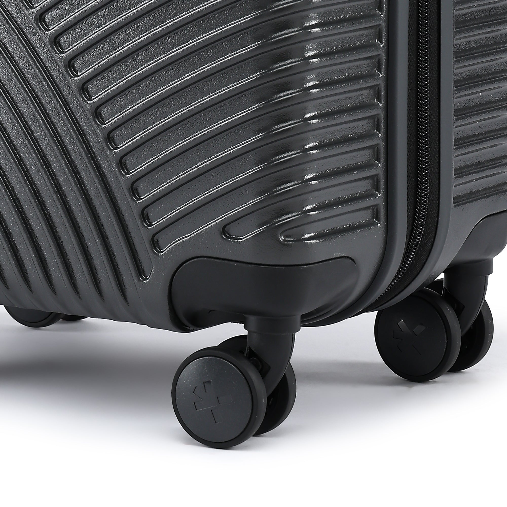 HRX by Hrithik Roshan Small Cabin Suitcase (56 cm) 8 Wheels - Glide