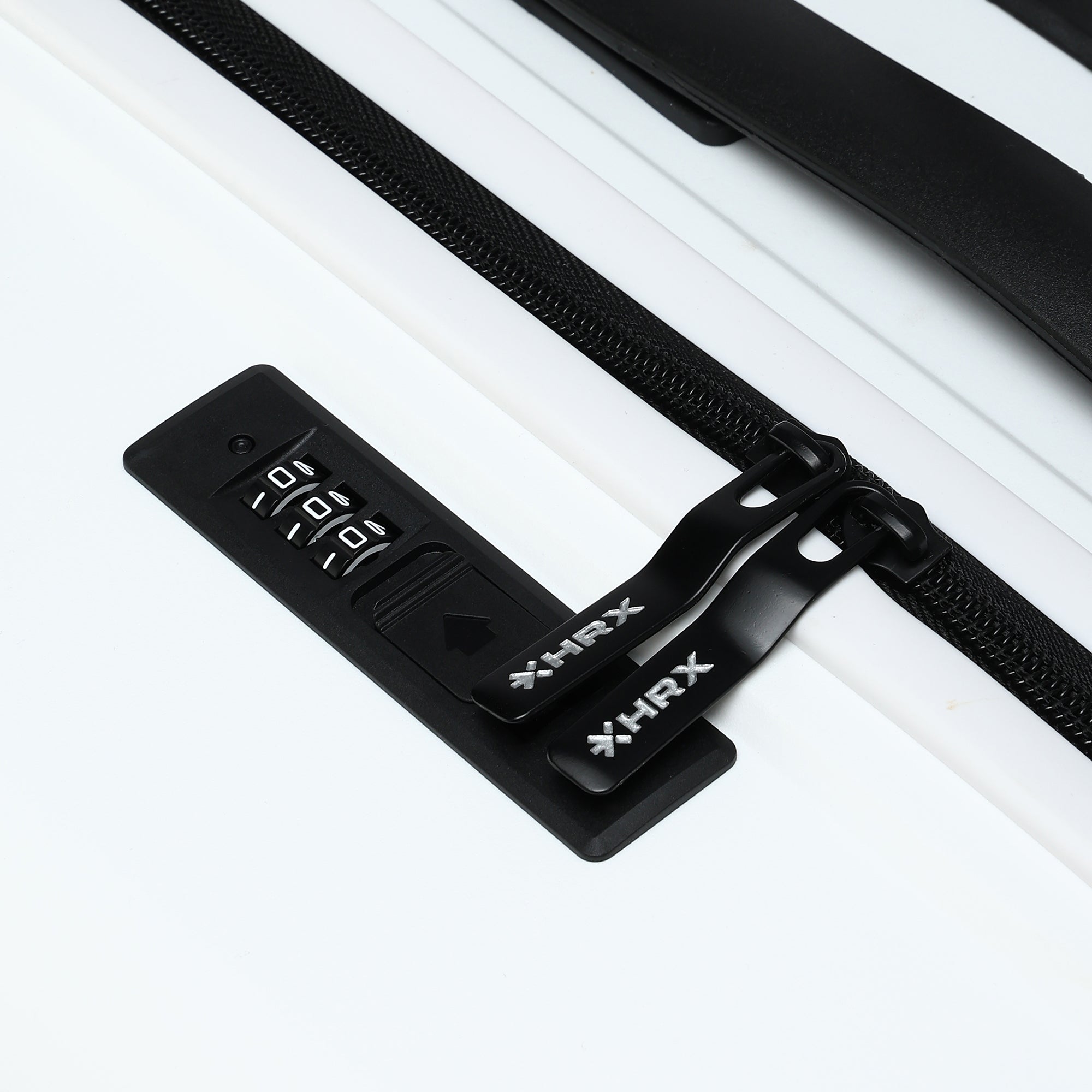 HRX by Hrithik Roshan Hard Body Set of 3 Luggage 8 Wheels - Kyoto