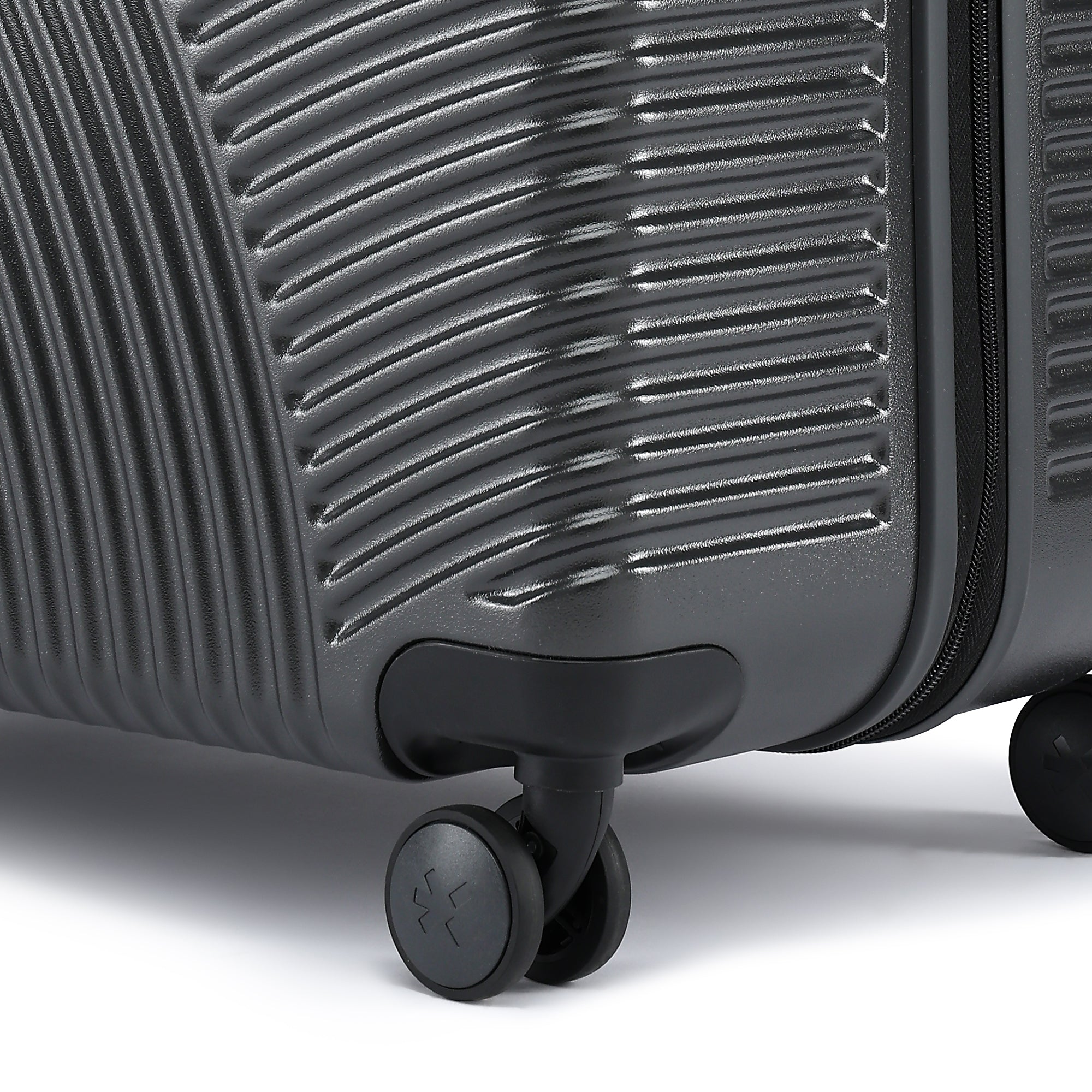 HRX by Hrithik Roshan Hard Body Set of 3 Luggage 8 Wheels - Glide