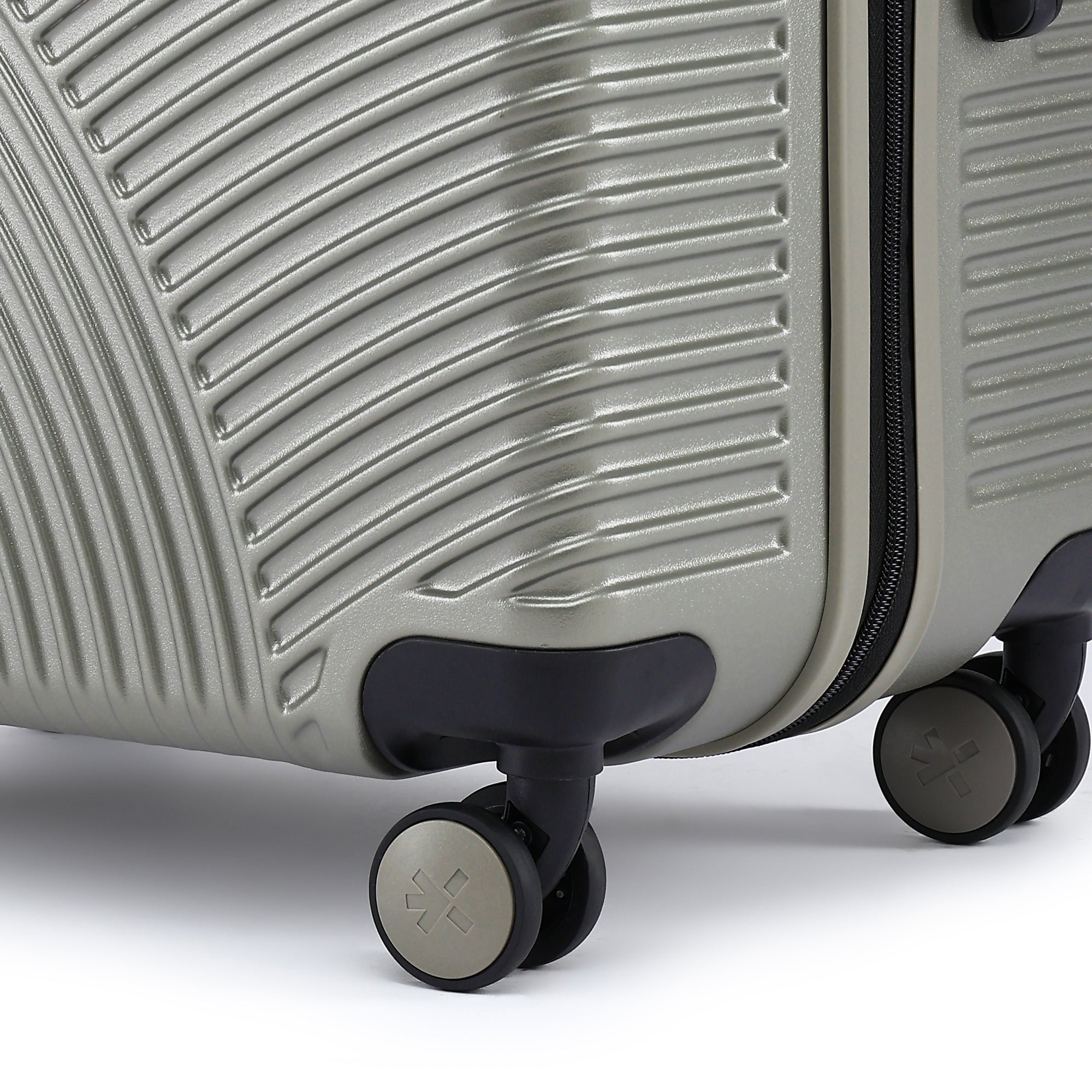 HRX by Hrithik Roshan Medium Check-in Suitcase (65 cm) 8 Wheels - Glide