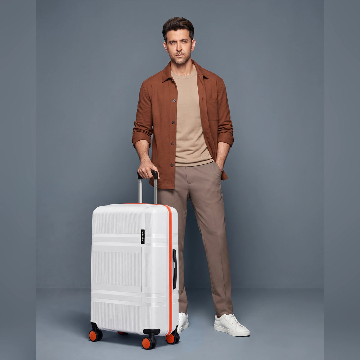 HRX Helium Medium Check-in Suitcase (65 cm) 8 Wheels - Polycarbonate - Intergallactic Grey