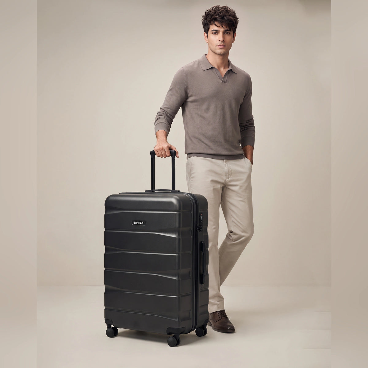 HRX Brute Medium Check-in Suitcase (65 cm) 8 Wheels - Polycarbonate - Black
