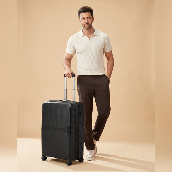 HRX Parabola Cabin Suitcase (55 cm) 8 Wheels - Polypropylene