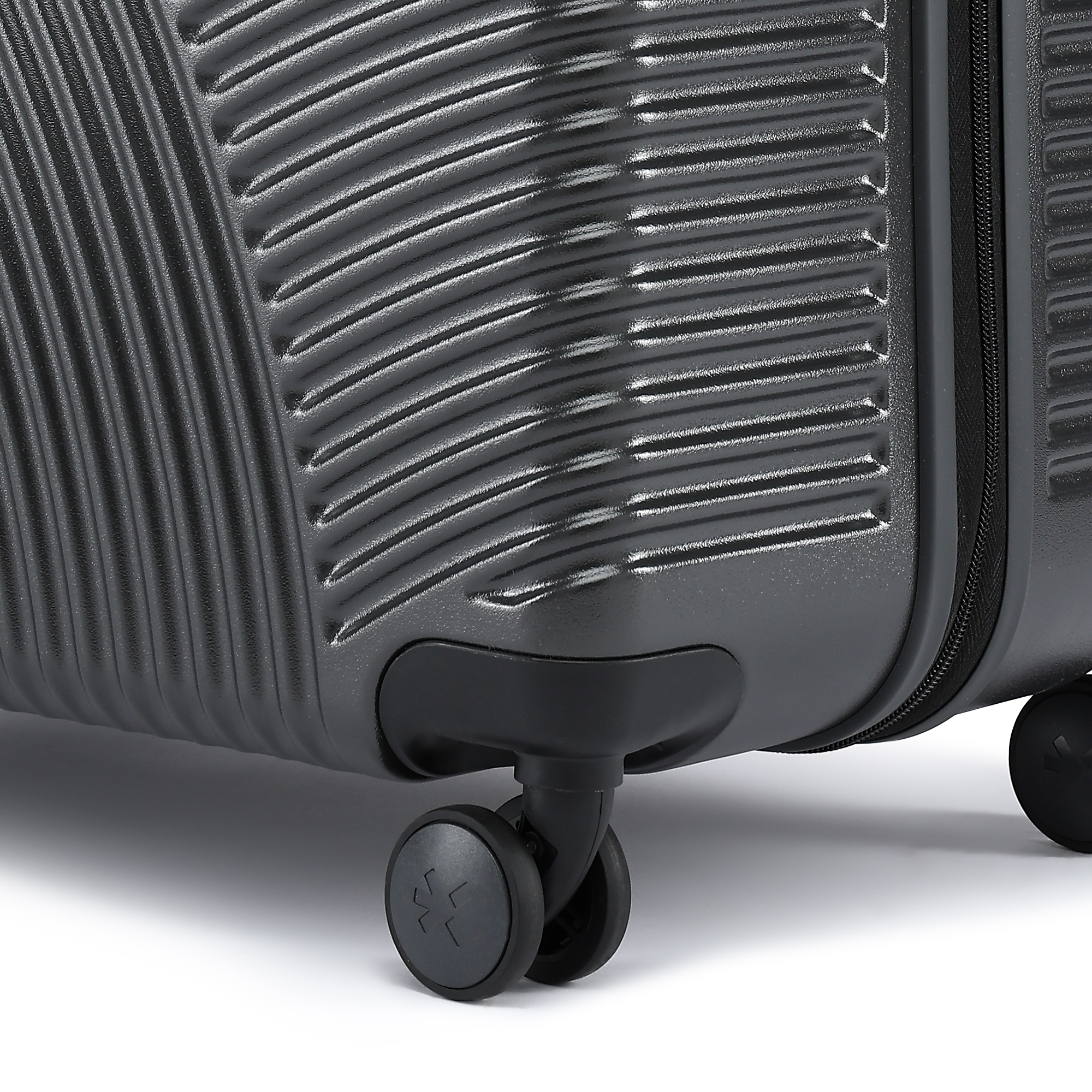 HRX by Hrithik Roshan Hard Body Set of 2 Luggage 8 Wheels - Glide