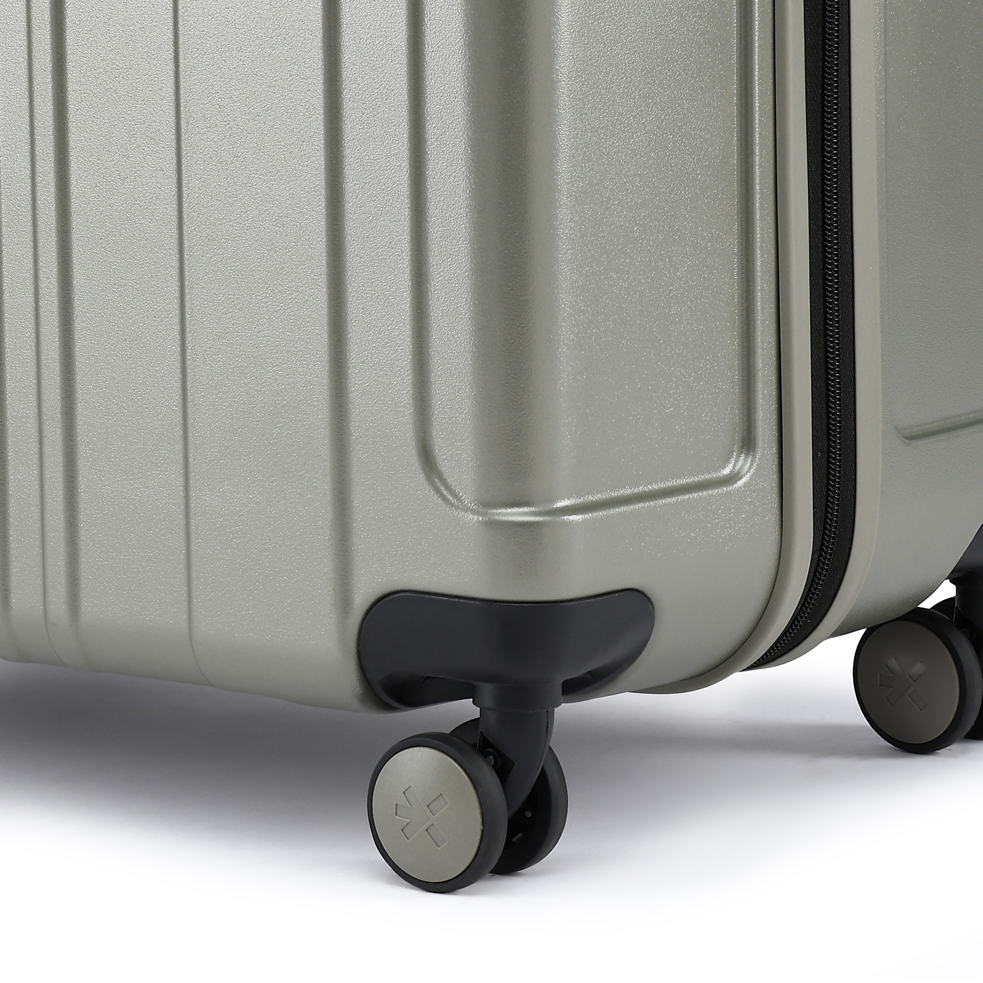 HRX by Hrithik Roshan Hard Body Set of 3 Luggage 8 Wheels - Force