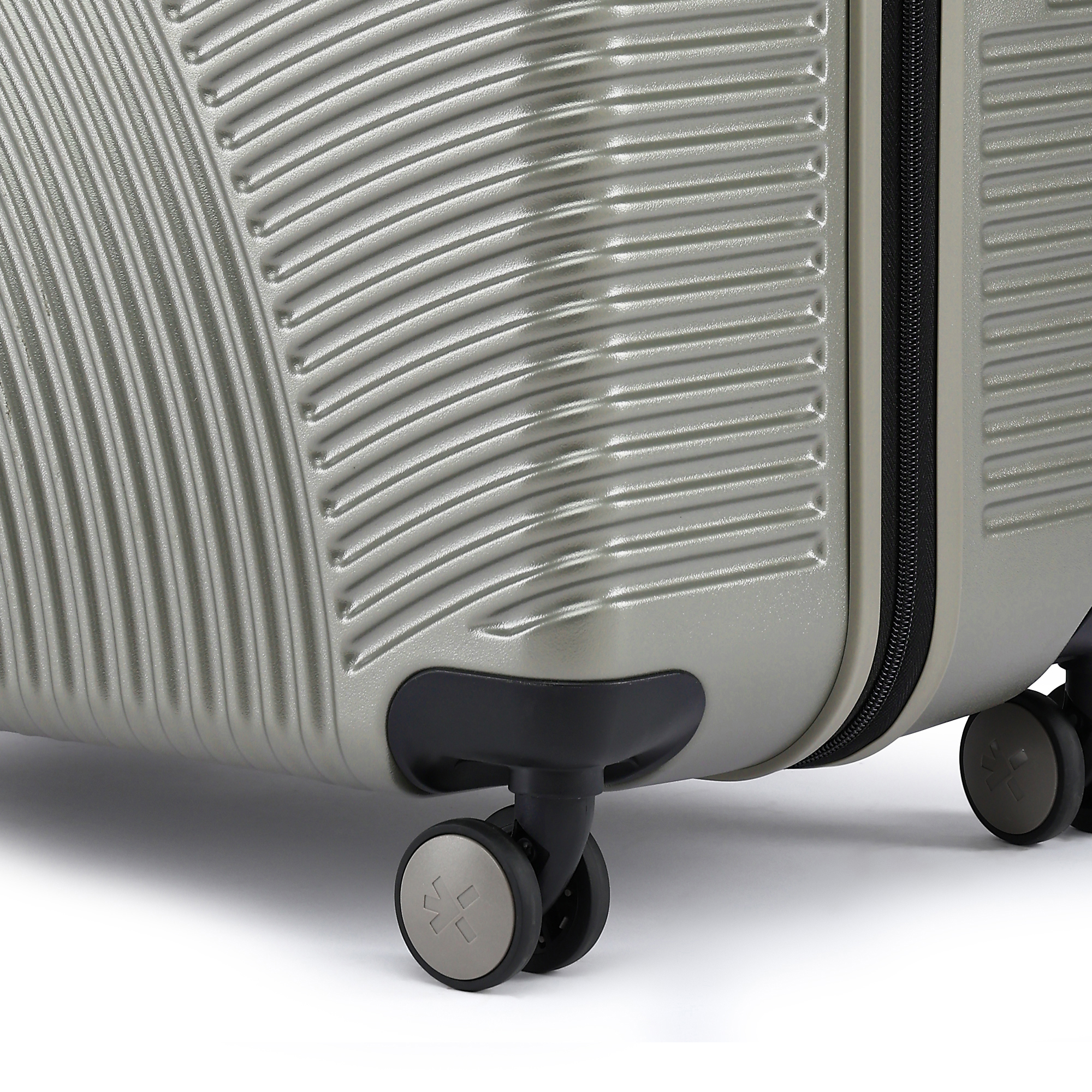 HRX by Hrithik Roshan Hard Body Set of 2 Luggage 8 Wheels - Glide