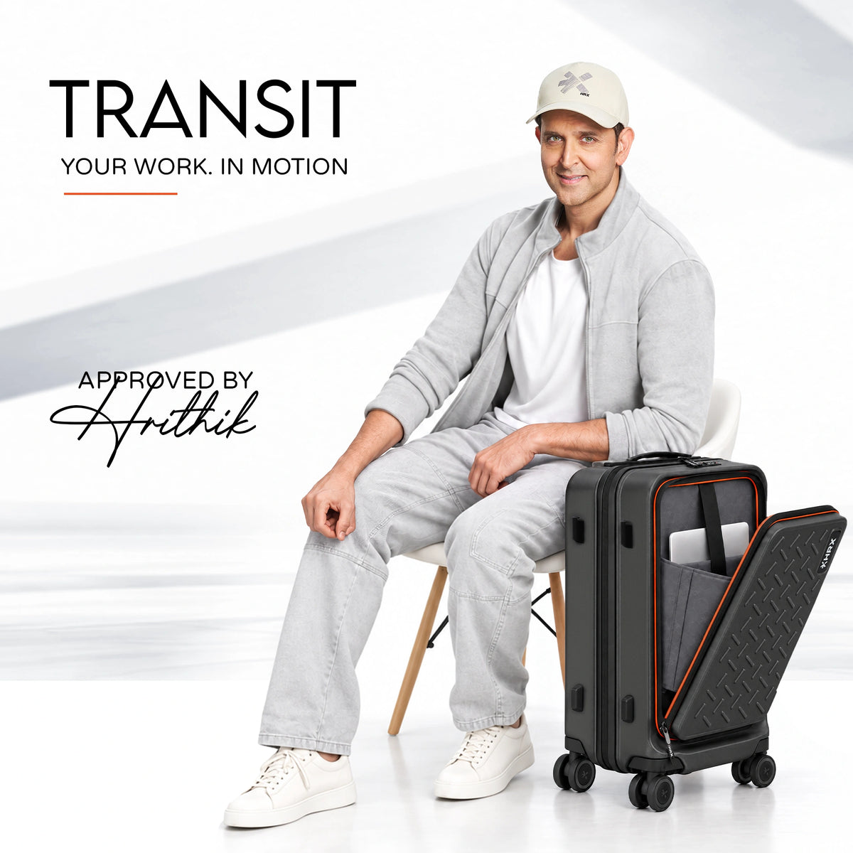 Black cabin laptop trolley with telescopic handle and compact hard-shell body